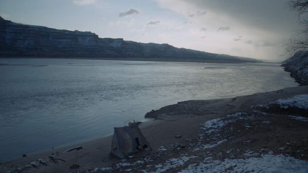 BEYOND-THE-RIVER_5