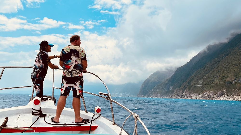 HAPPY-FISHERMAN-S4_2
