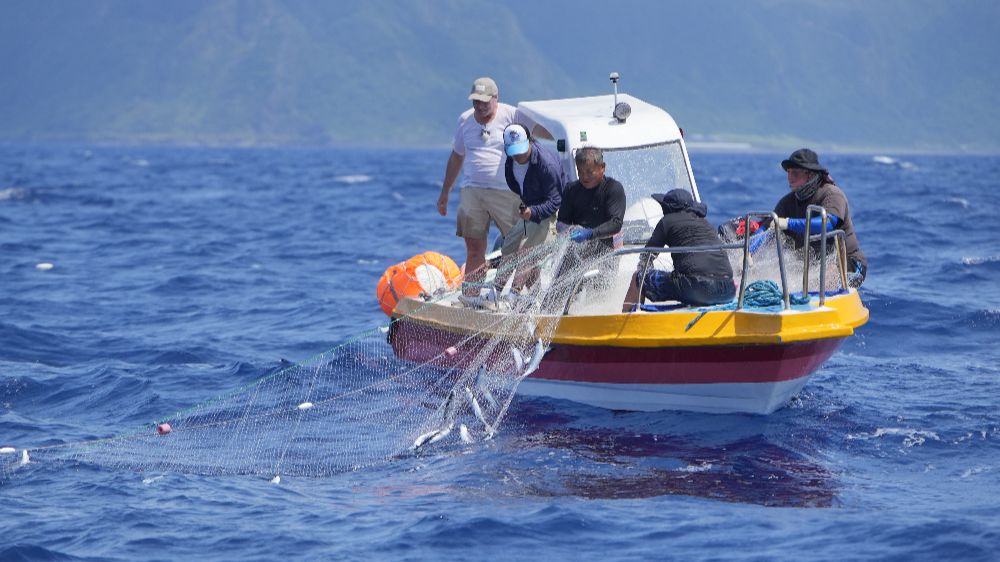 HAPPY-FISHERMAN-S4_5