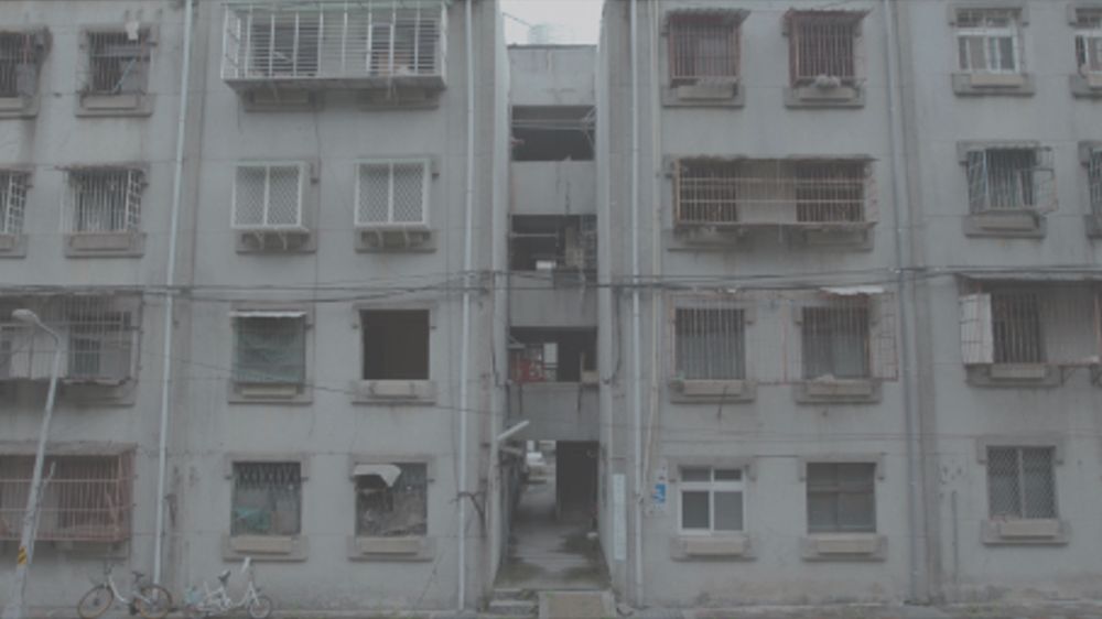 MONOLOGUE-IN-THE-RUINS_2