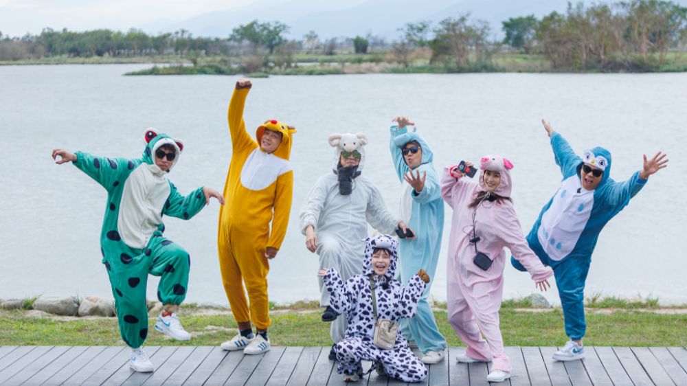 ALL-STAR-TRAVELLERS_4