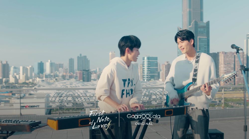 FIRST-NOTE-OF-LOVE_5