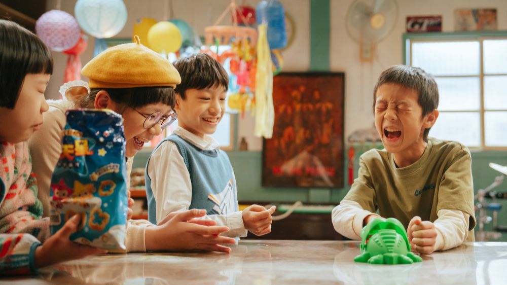 THE-GROCERY-STORE-OF-NOTHING-2_1