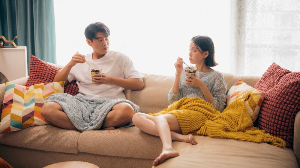 STORY-STARTS-FROM-BED_4