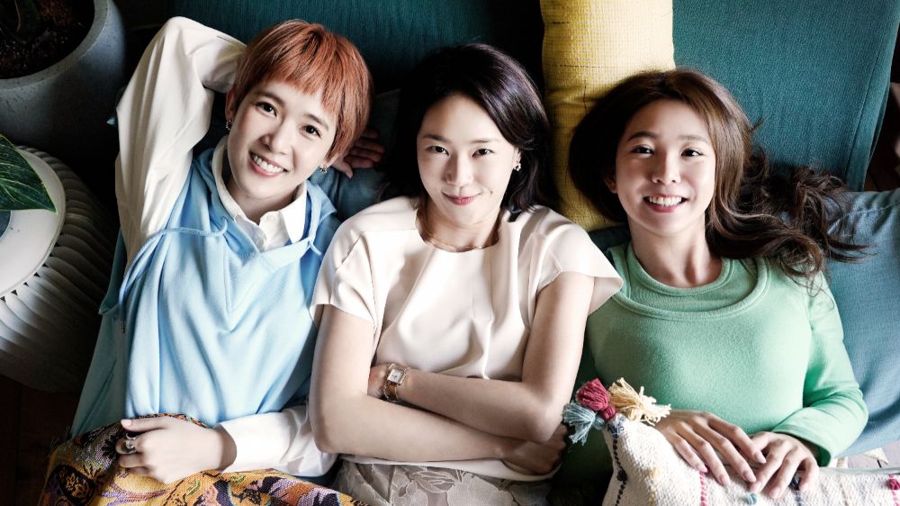 THE-ACCIDENTAL-INFLUENCER-LOVE-ME-IF-YOU-DARE_1